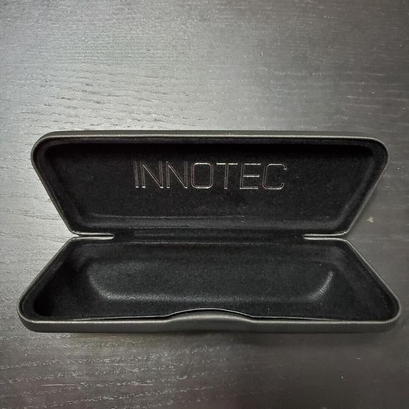 Innotec Premium Clamshell Snap Close Eyeglass Storage Case And Microfiber Cloth - Picture 2 of 5